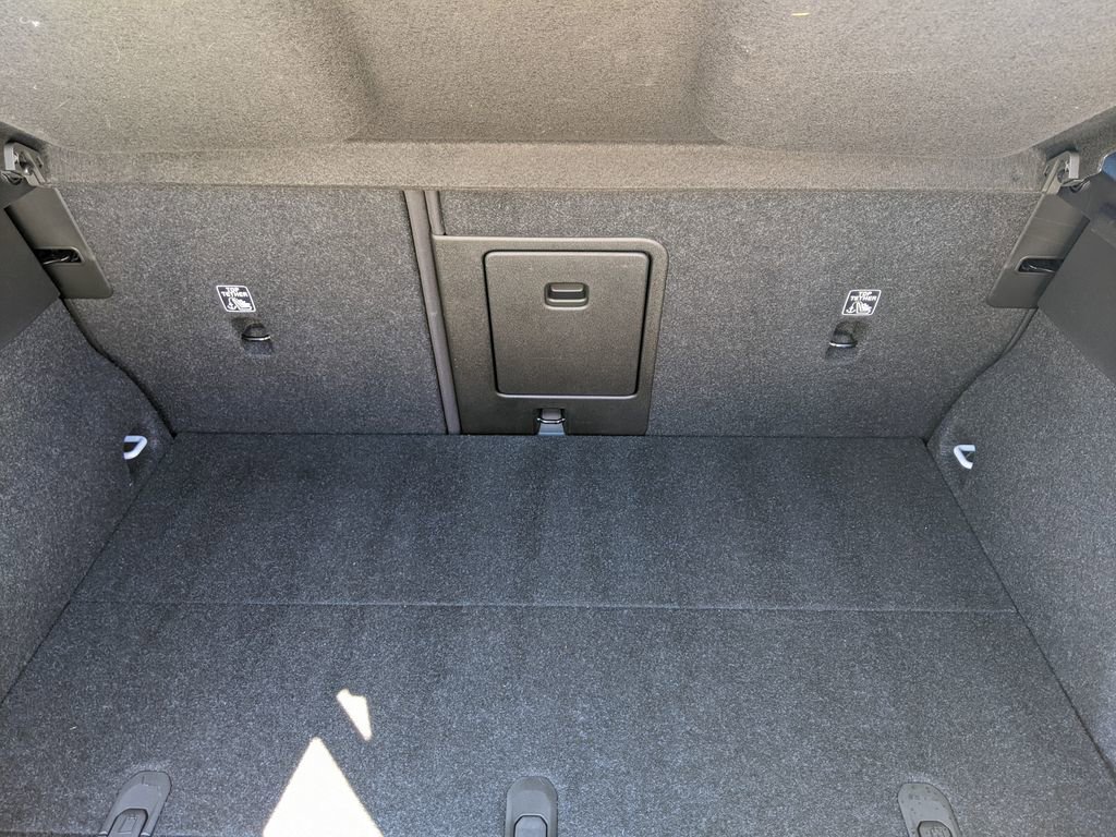 Certified 2023 Volvo C40 P8 Recharge Plus image 27
