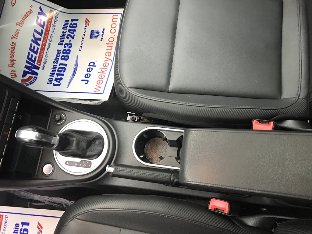Used 2015 Volkswagen Beetle 1.8T image 11