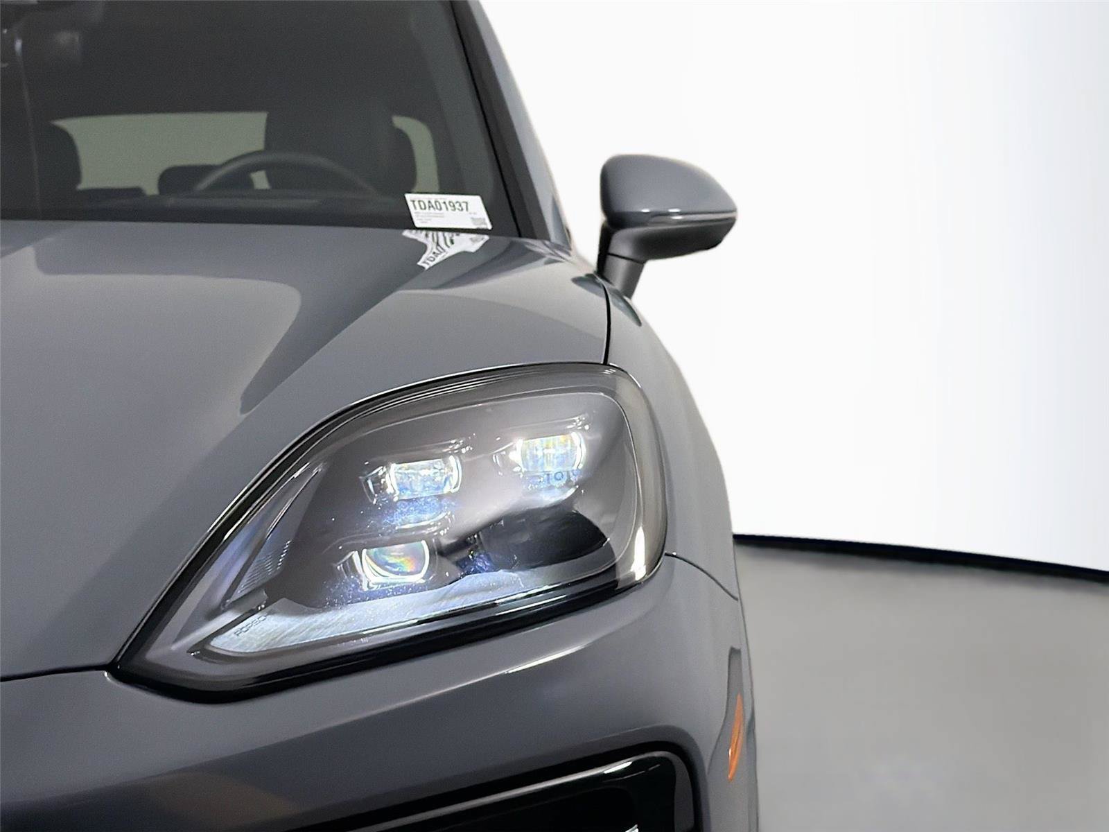 Certified 2026 Porsche Cayenne AWD/4WD image 15