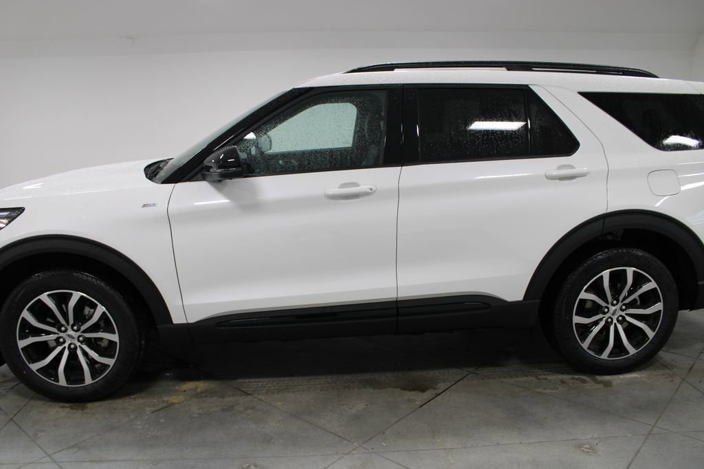 New 2026 Ford Explorer ST-Line AWD/4WD image 5