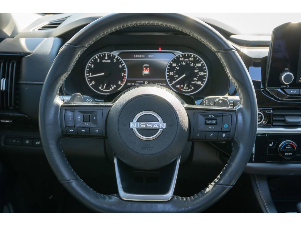 Used 2022 Nissan Pathfinder SV w/ SV Premium Package image 25