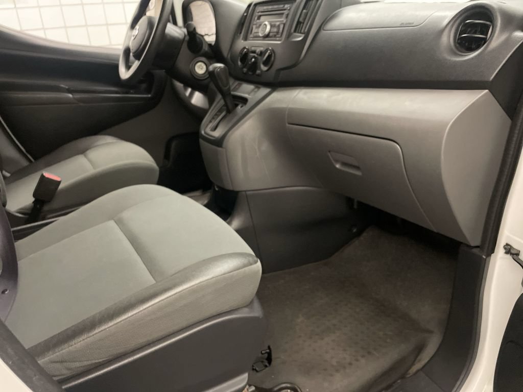 Used 2015 Nissan NV200 S w/ Back Door Glass Package FWD image 19