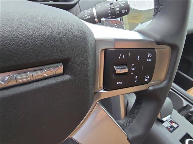 New 2025 Land Rover Discovery Dynamic SE AWD/4WD image 21