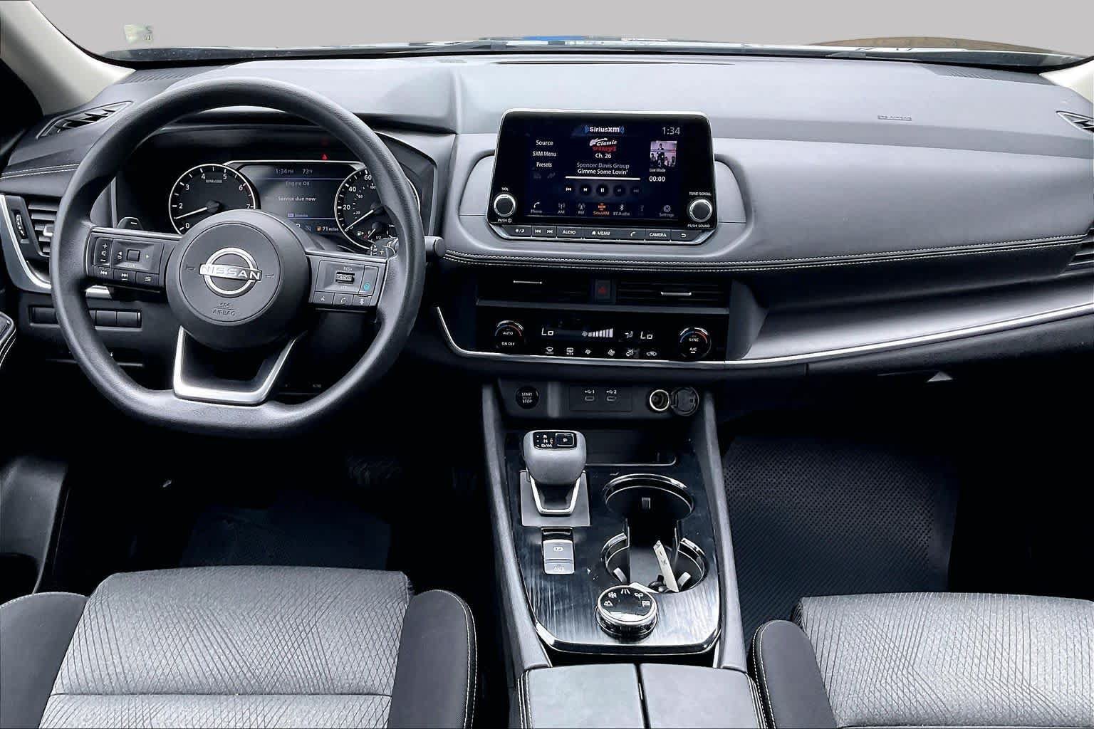 Used 2024 Nissan Rogue SV AWD/4WD image 12