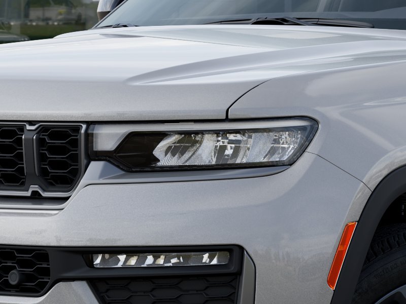 New 2026 Jeep Grand Cherokee Limited AWD/4WD image 10