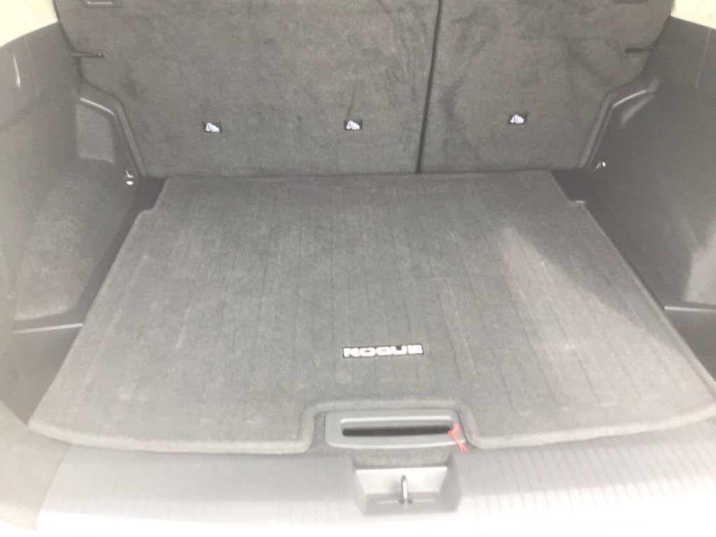 Used 2025 Nissan Rogue S FWD image 22