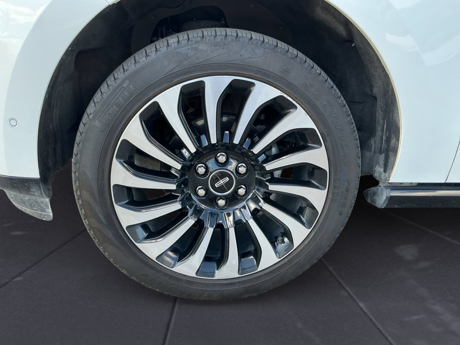 Used 2022 Lincoln Navigator Black Label AWD/4WD image 14