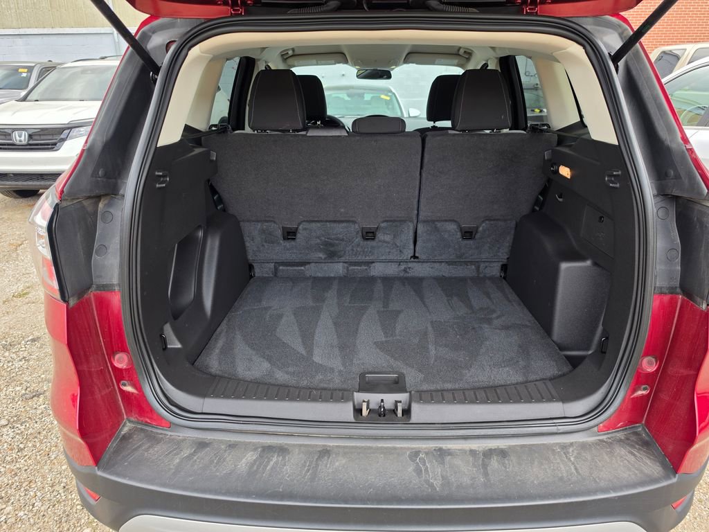 Used 2017 Ford Escape SE AWD/4WD image 8