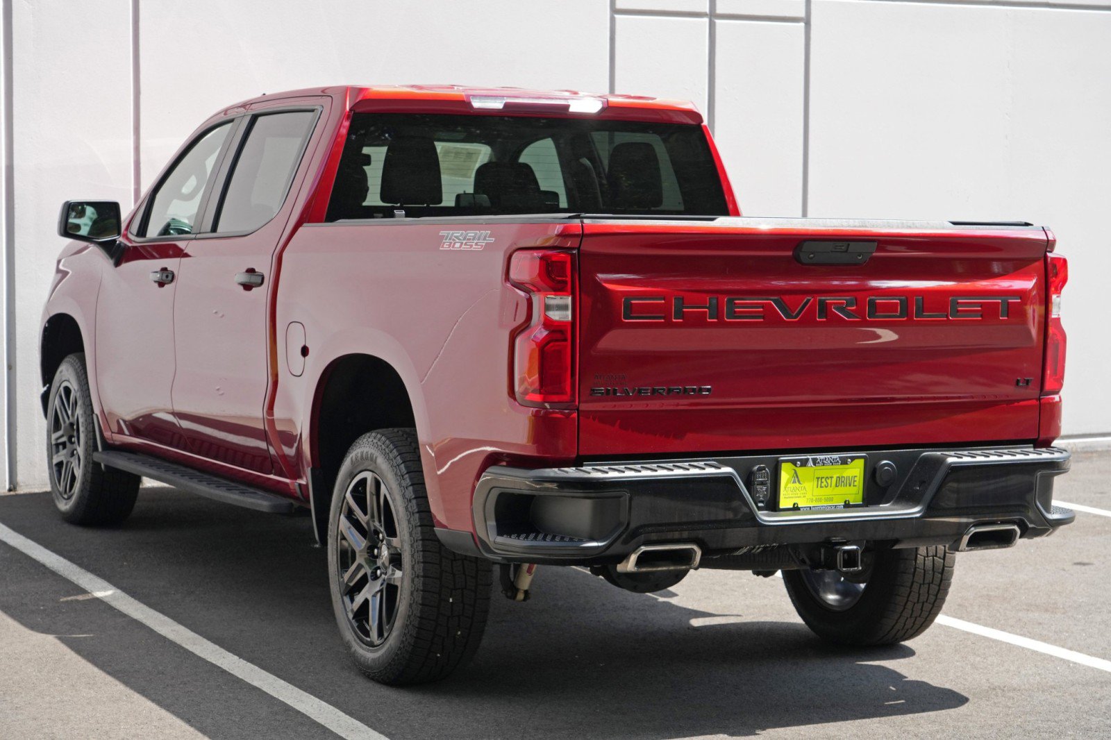 Used 2022 Chevrolet Silverado 1500 LT Trail Boss w/ Bed Protection Package AWD/4WD image 43