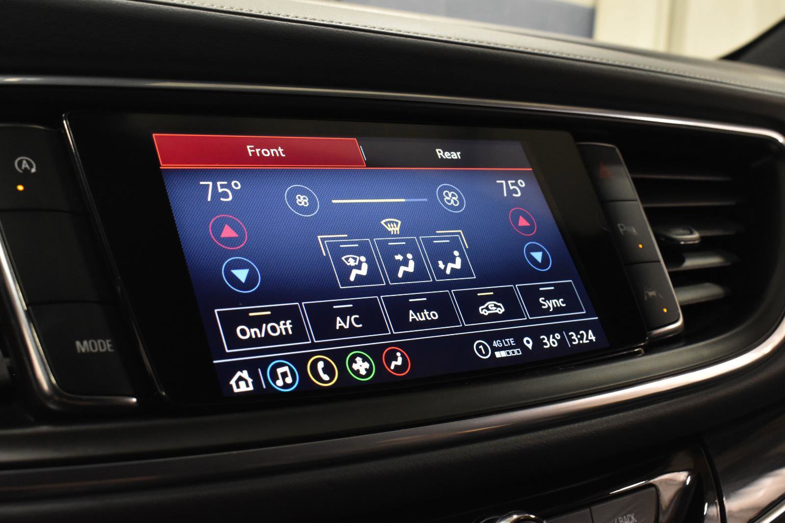 Used 2024 Buick Enclave Essence w/ Sport Touring Edition image 18