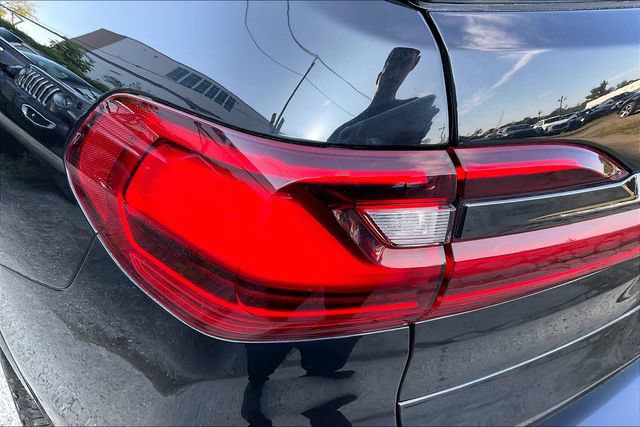 Used 2021 BMW X7 M50i w/ Executive Package AWD/4WD image 30