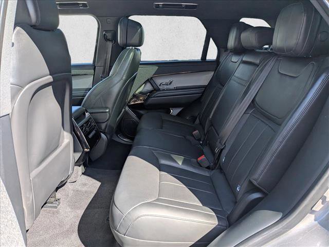 Used 2023 Land Rover Range Rover Sport SE AWD/4WD image 19