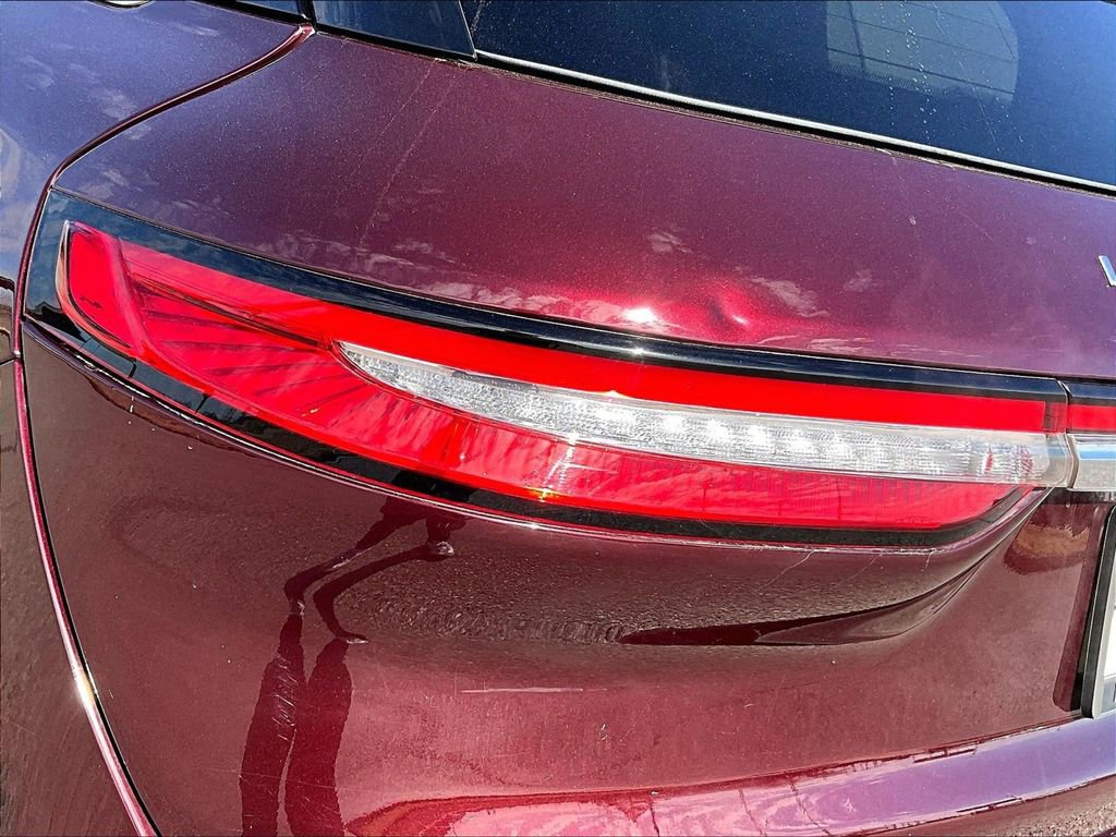 Used 2020 Lincoln Corsair Reserve w/ Equipment Group 201A image 21