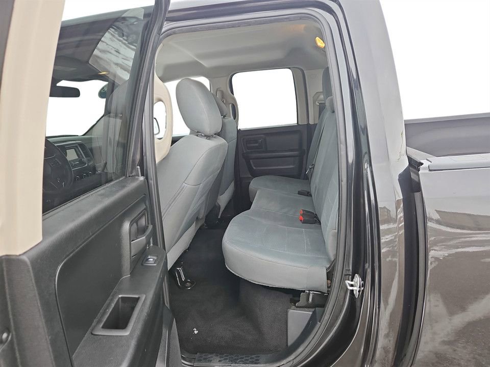 Used 2018 RAM 1500 Express w/ Express Value Package image 30