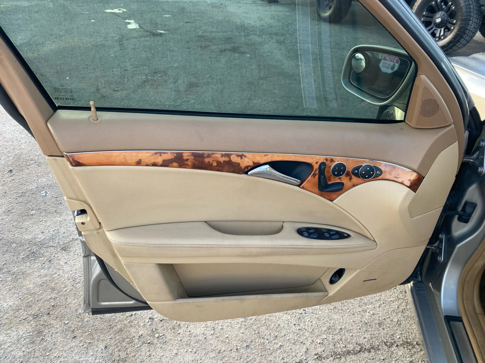 Used 2008 Mercedes-Benz E 320 BlueTEC Sedan image 23