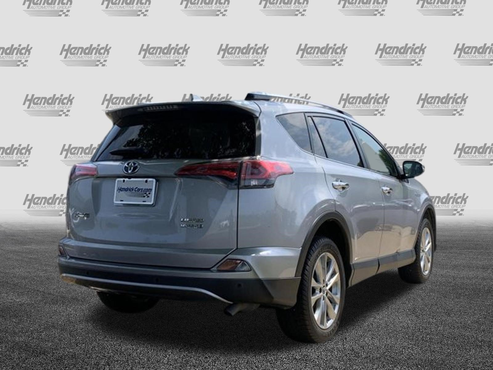 Used 2017 Toyota RAV4 Limited AWD/4WD image 10