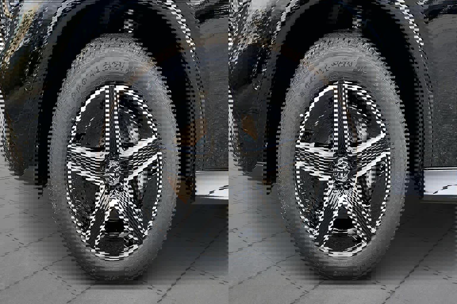 New 2026 Mercedes-Benz GLC 300 GLC 300 image 16