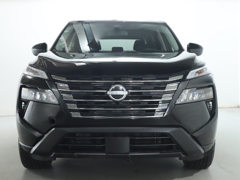 Used 2024 Nissan Rogue SV AWD/4WD image 6