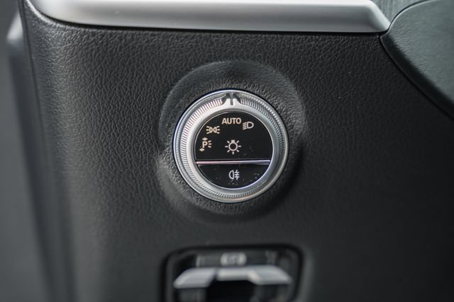 Used 2024 Mercedes-Benz C 300 4MATIC Sedan image 41