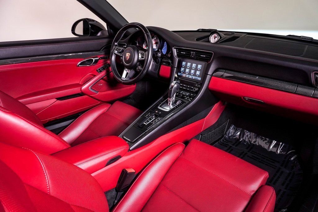 Used 2017 Porsche 911 Carrera 4S image 15