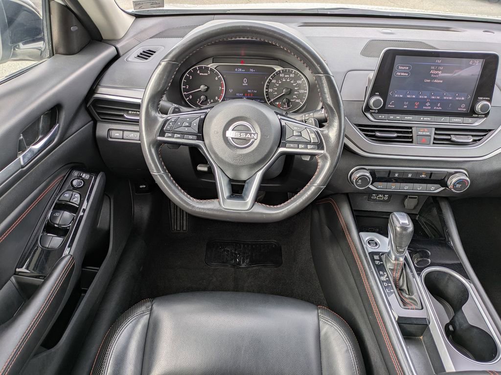 Certified 2023 Nissan Altima 2.5 SR image 16