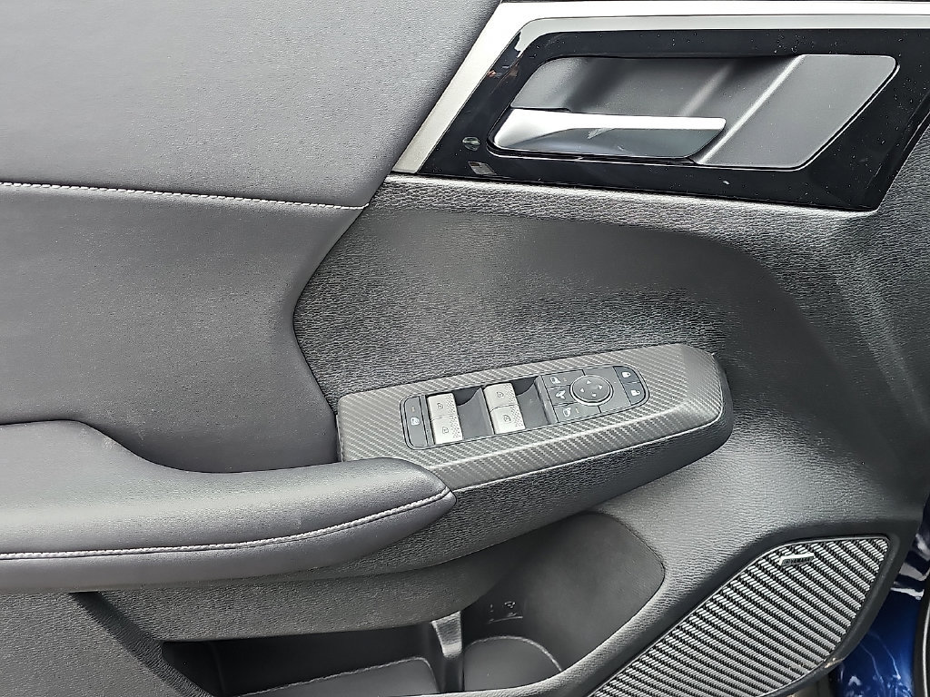 New 2026 Mitsubishi Outlander SE AWD/4WD image 9