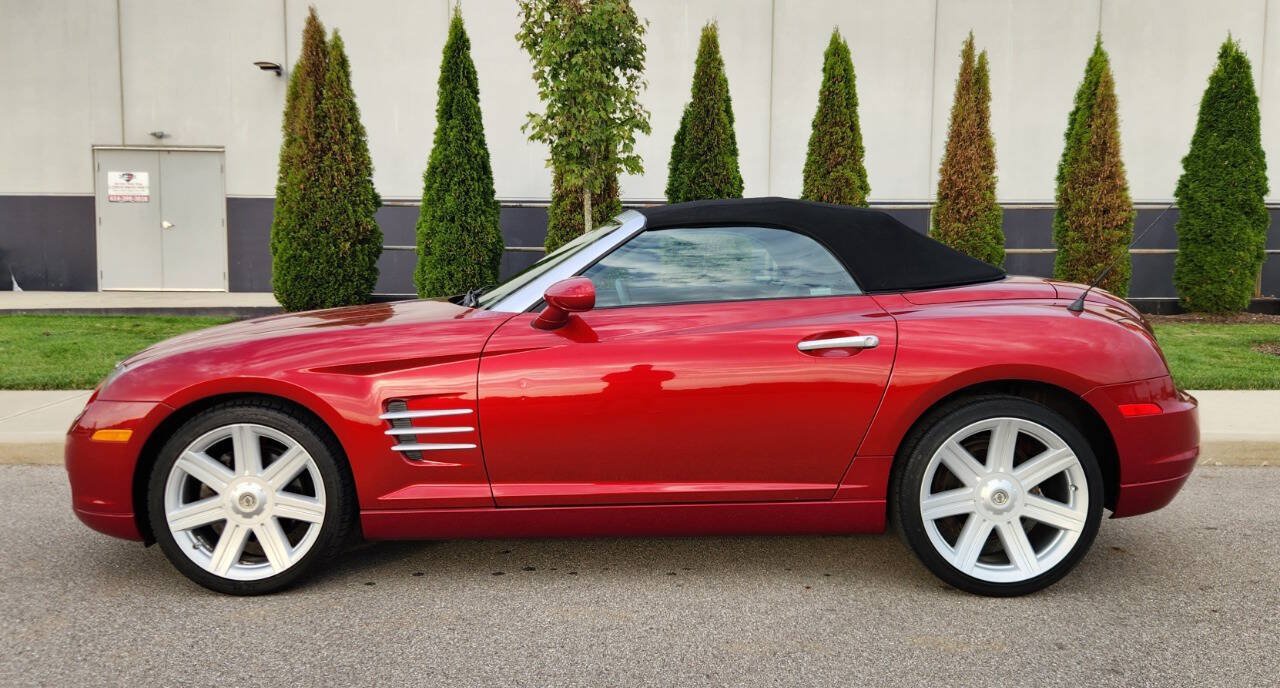 Used 2005 Chrysler Crossfire Limited RWD image 17
