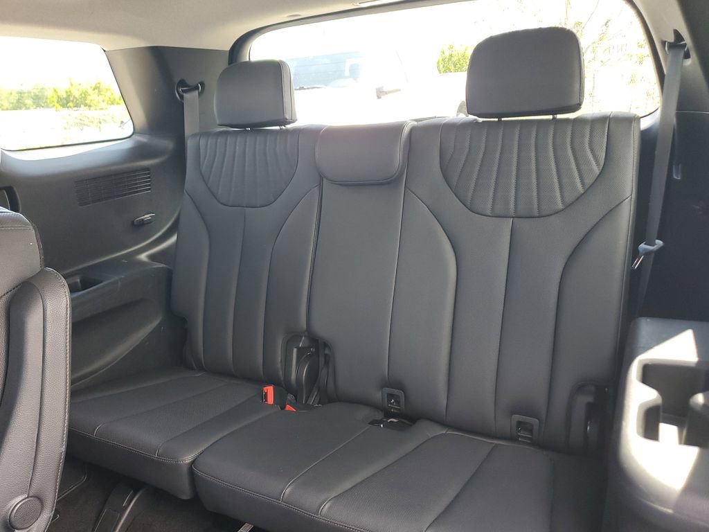 Used 2023 Hyundai Palisade Limited w/ Cargo Package AWD/4WD image 18