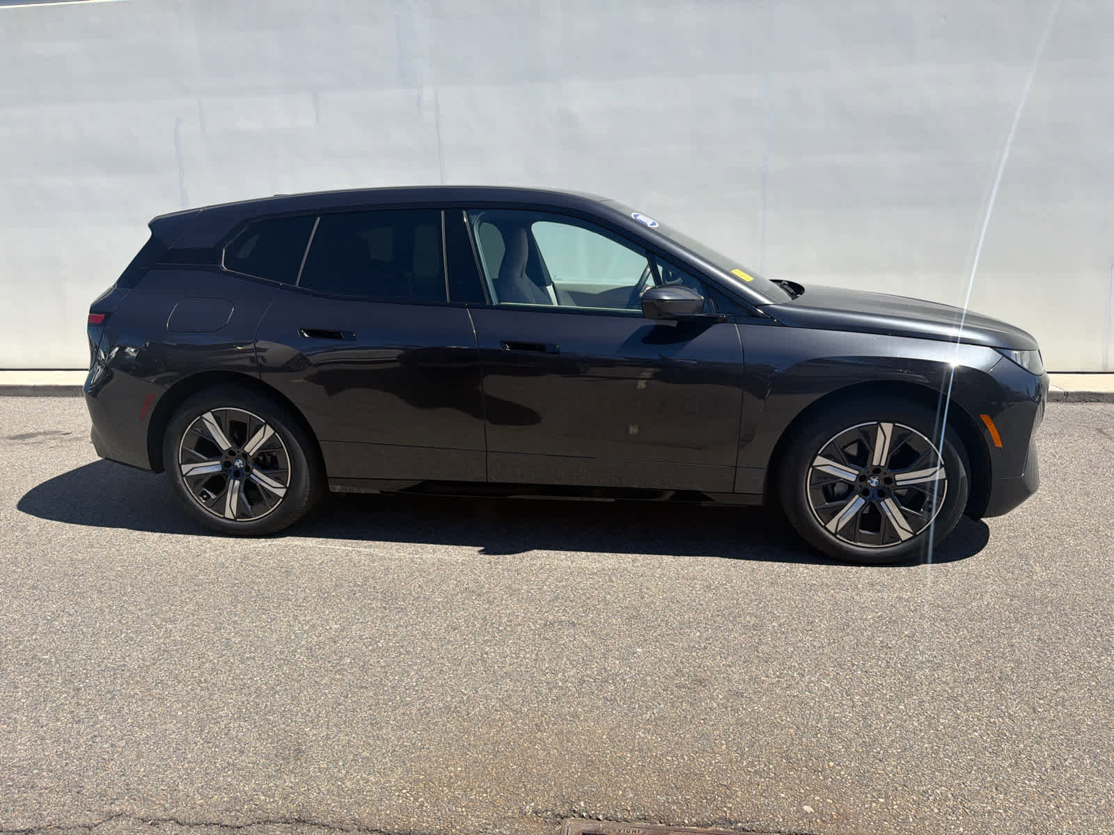 Used 2026 BMW iX xDrive45 w/ Premium Package AWD/4WD image 20