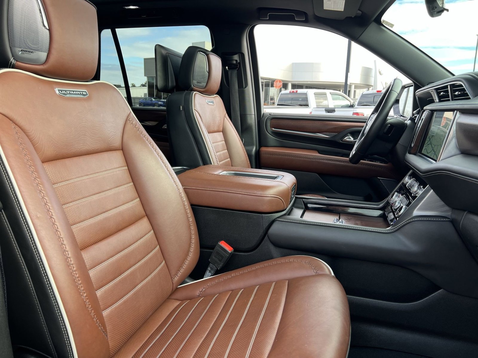 Used 2024 GMC Yukon Denali Ultimate image 29