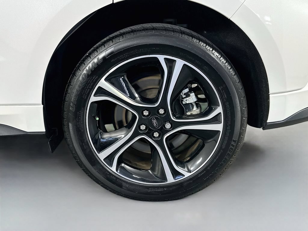 Used 2023 Ford Edge ST w/ Cargo Accessory Package AWD/4WD image 32