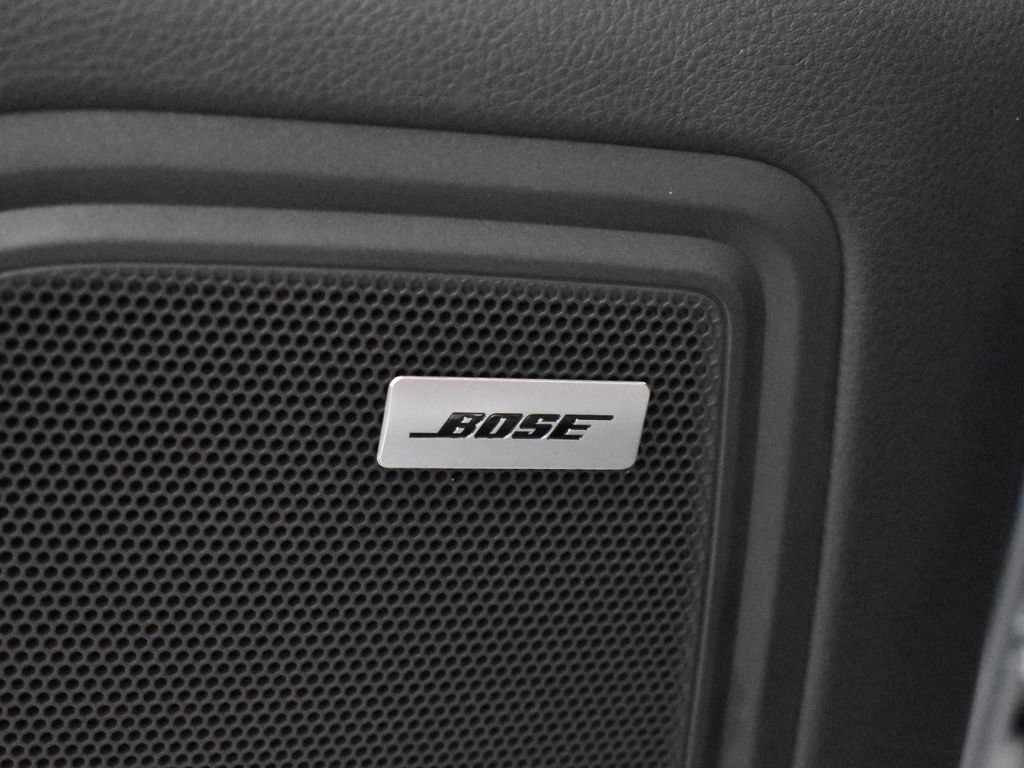 Used 2026 Porsche Macan AWD/4WD image 35