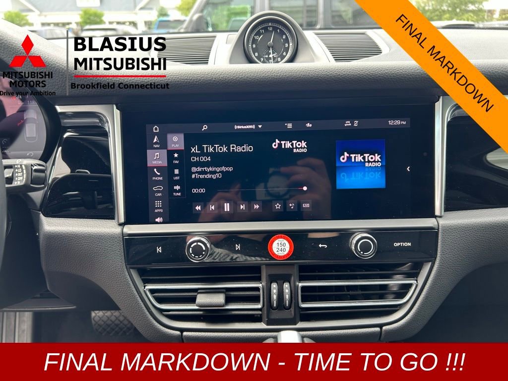 Used 2022 Porsche Macan image 79