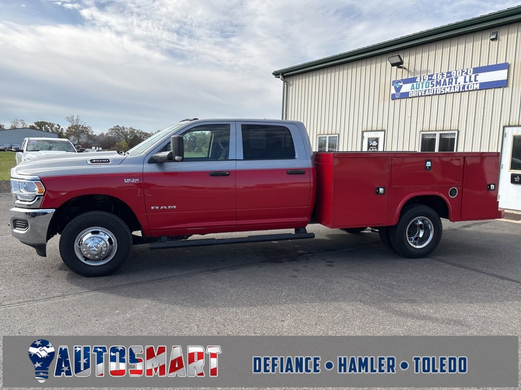 Used 2020 RAM 3500 Tradesman w/ Chrome Appearance Group image 2