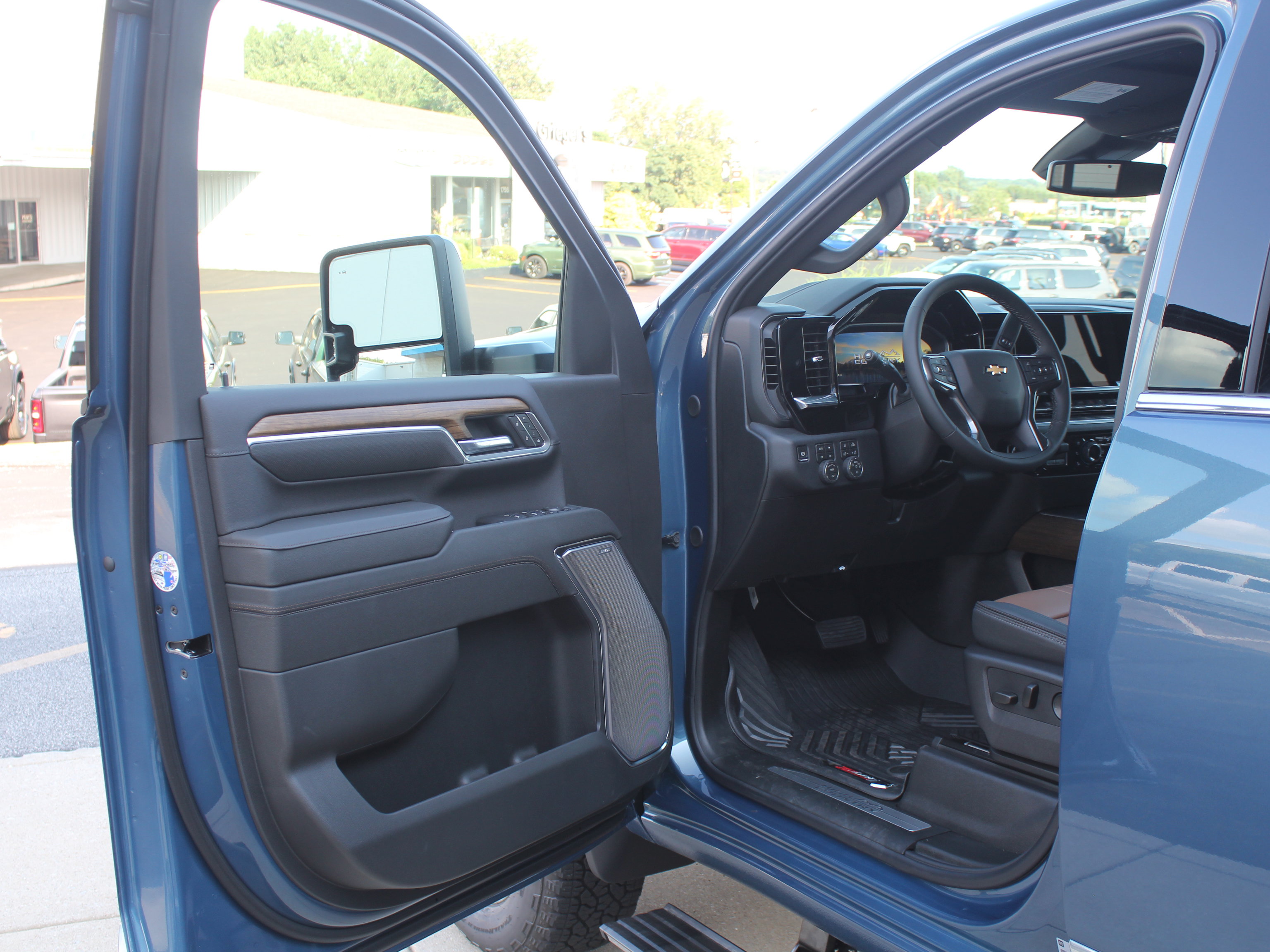 New 2026 Chevrolet Silverado 2500 High Country AWD/4WD image 8