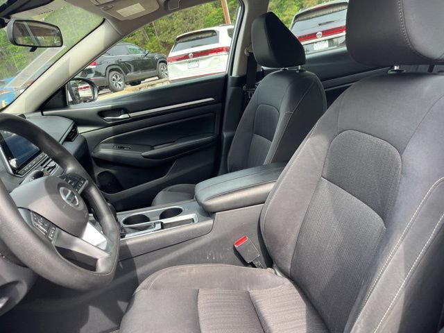 Used 2022 Nissan Altima 2.5 SV FWD image 8