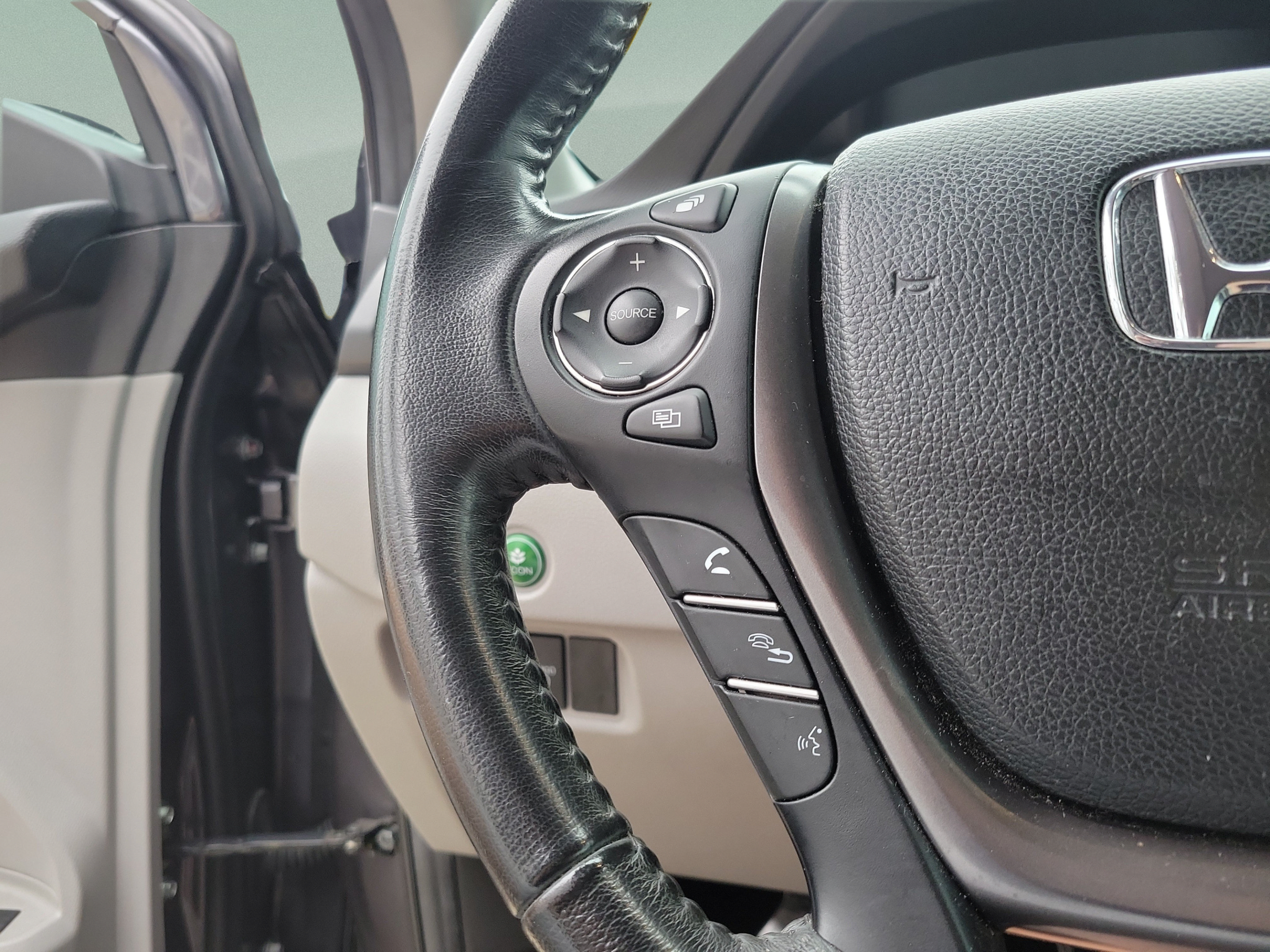 Used 2020 Honda Ridgeline RTL image 13