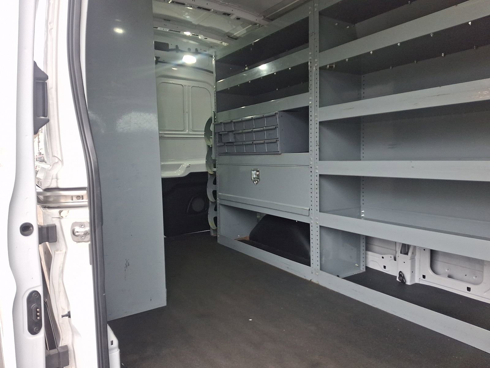 Used 2020 Ford Transit 250 Medium Roof image 12