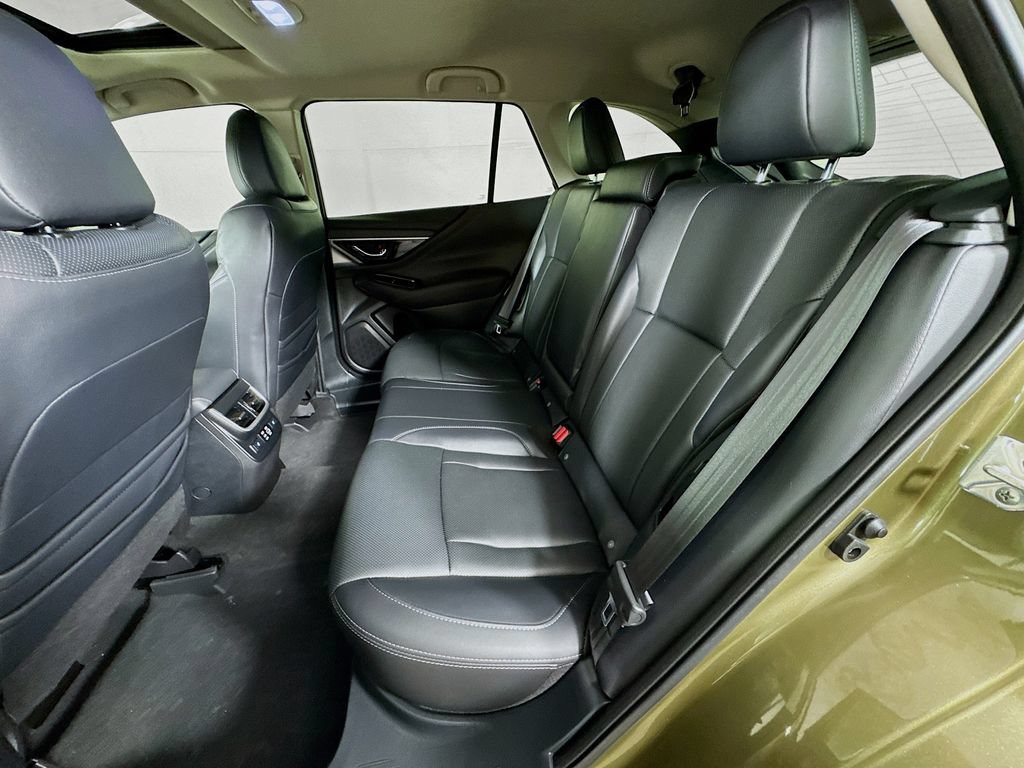 Used 2023 Subaru Outback Touring XT AWD/4WD image 30