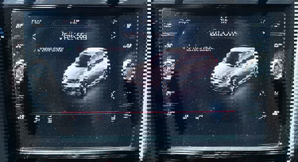 Used 2019 Volkswagen GTI SE w/ SE Experience Package image 47