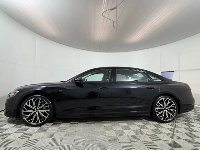 Used 2024 Audi A8 L 3.0T AWD/4WD image 4