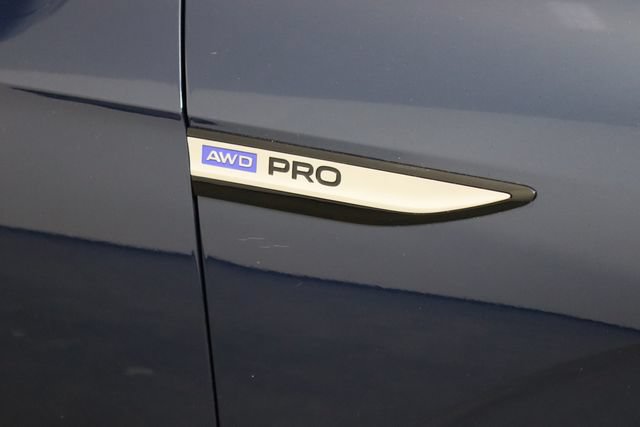Used 2023 Volkswagen ID.4 Pro AWD/4WD image 39