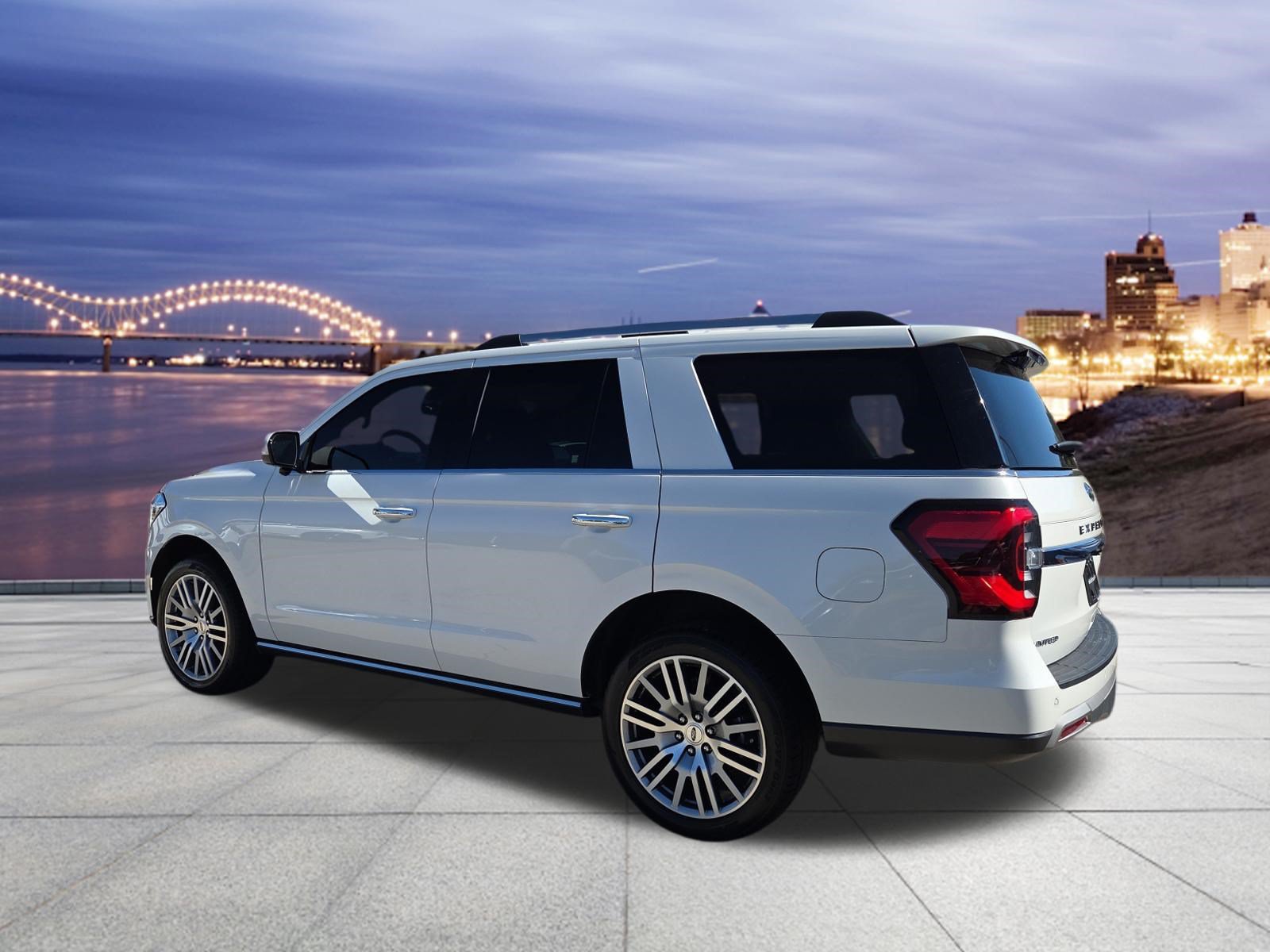 Used 2023 Ford Expedition Limited AWD/4WD image 3