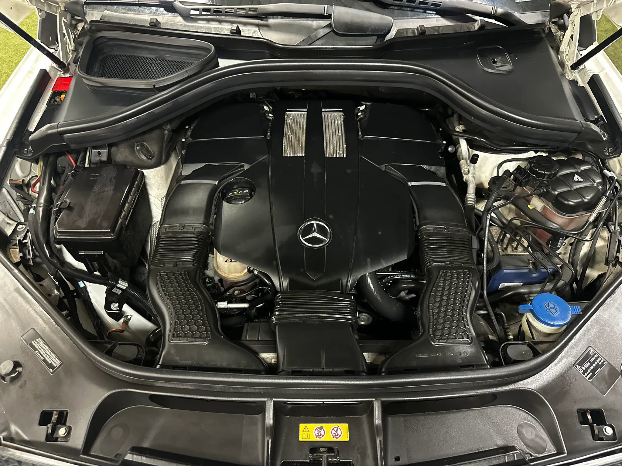 Used 2015 Mercedes-Benz GL 450 4MATIC image 29