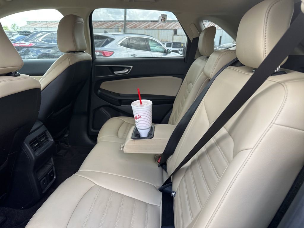 Used 2020 Ford Edge SEL w/ Convenience Package image 5