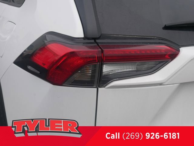 Used 2024 Toyota RAV4 Adventure AWD/4WD image 12