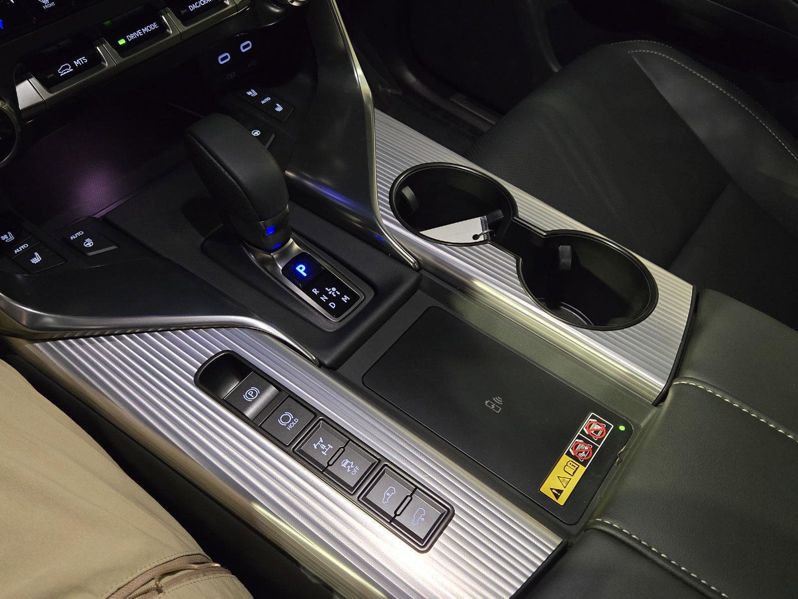 Used 2025 Lexus LX 700h F Sport image 26