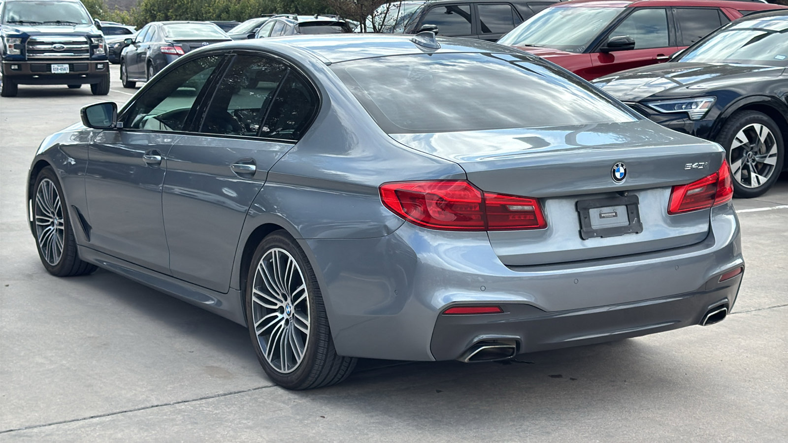 Used 2019 BMW 540i w/ M Sport Package image 5