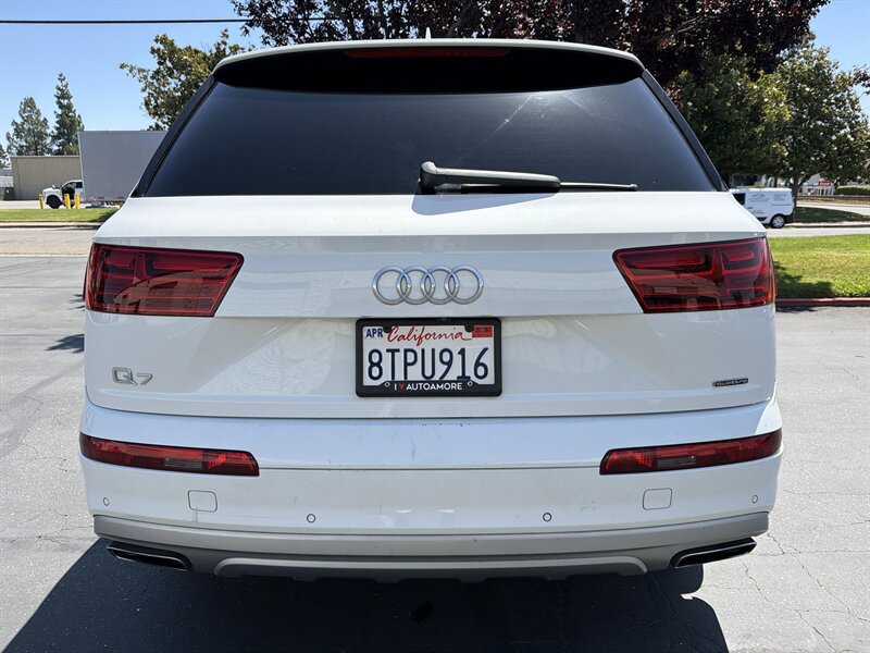 Used 2017 Audi Q7 2.0T Premium AWD/4WD image 11