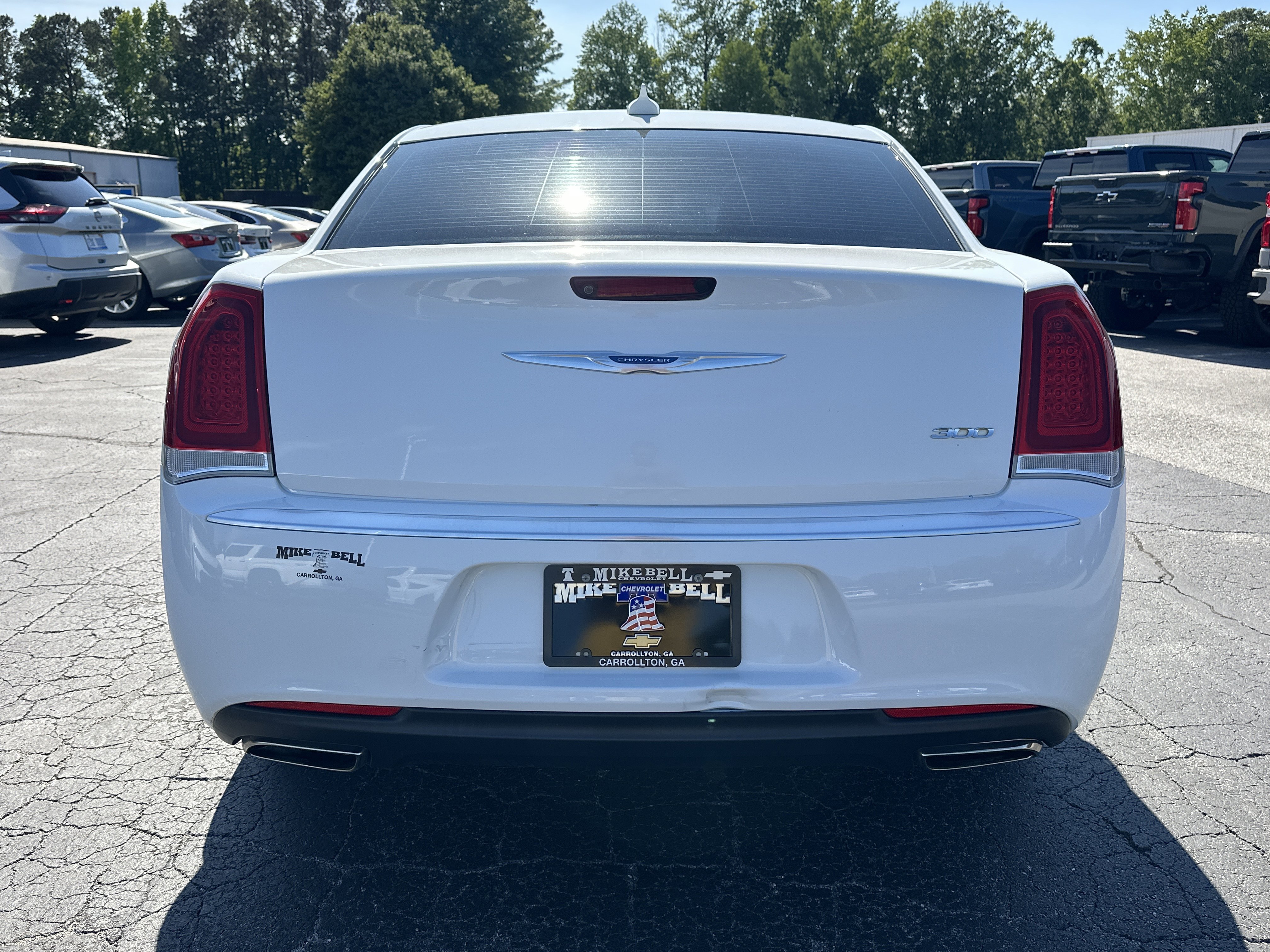 Used 2020 Chrysler 300 Touring L w/ Quick Order Package 2EF RWD image 7